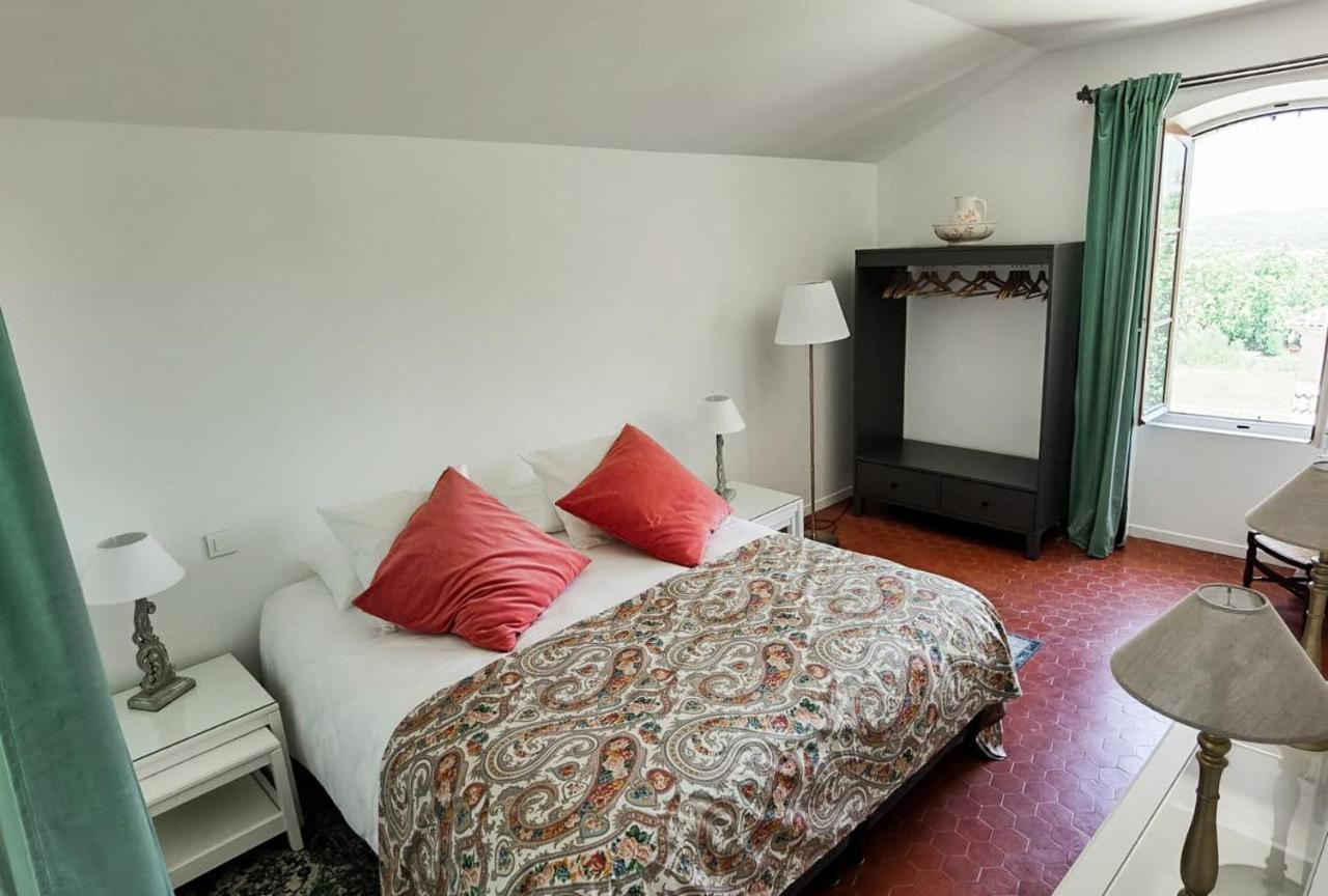 Le Pavillon D'Arnajon Hotel Le Puy Sainte Reparade Bagian luar foto